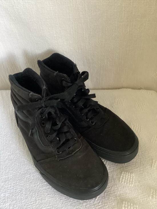 Other - Vans Men's Sk8 Hi Triple Black Shoes Size 8 Canvas High Top Skateboard